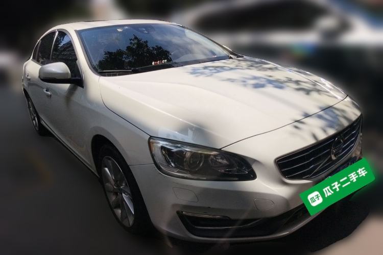 Used Volvo S60 2016 S60L T4 Zhiyuan Edition Exterior 2