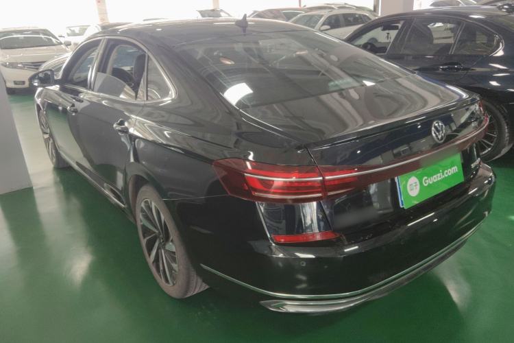 Used Volkswagen Passat 2022 330TSI Starry Elite Edition
