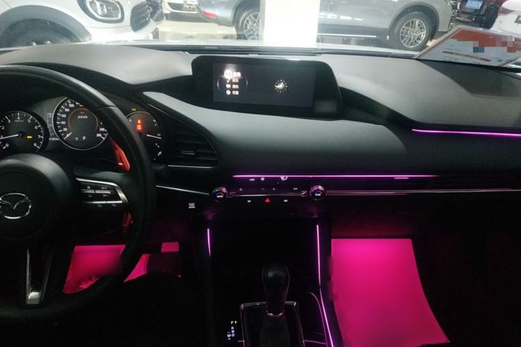 Used Mazda 3 Axela 2022 2.0L Automatic ZhiXuan Edition Center Console