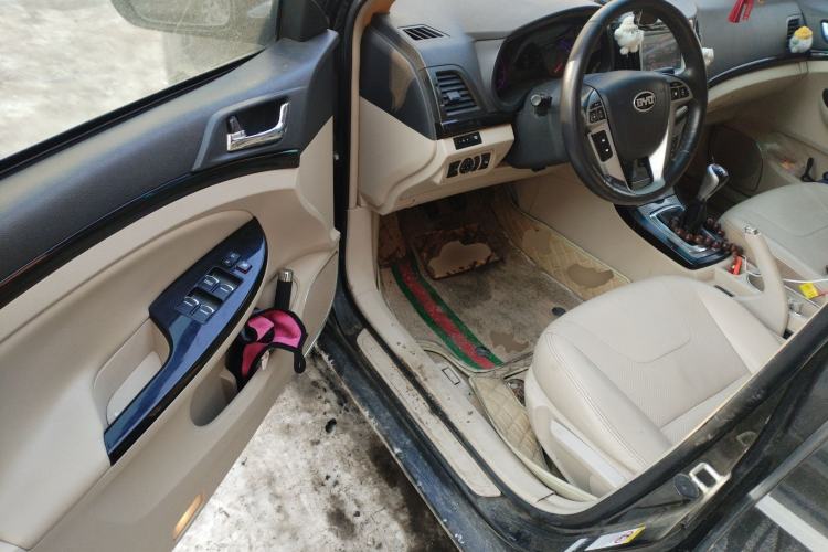 Used BYD Surui 2013 1.5L Manual Luxury Model
