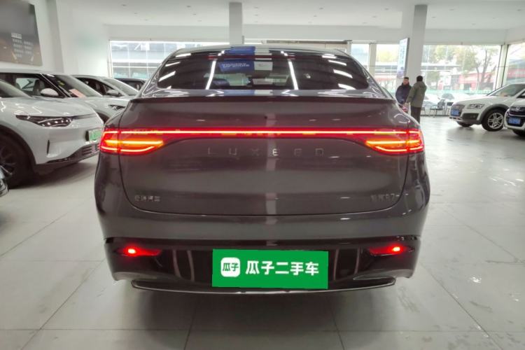 Used Hima Luxeed R7 2024 All-Electric 802 km Max