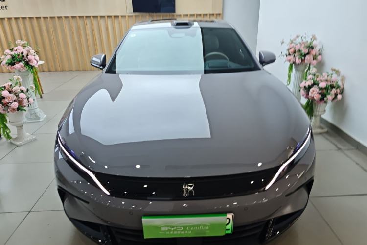 Used BYD Han 2025 DM-i Intelligent Driving Edition 125KM LiDAR Flagship Model
