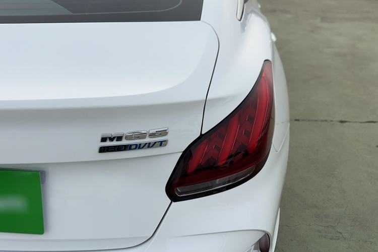 Used MG 5 2022 180 DVVT CVT Youth Style Edition Exterior 1