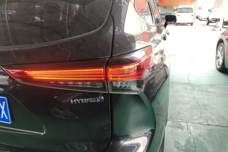 Used Toyota Highlander 2022 Dual-Engine 2.5L Two-Wheel Drive Elite Edition 7-Seater Exterior 3