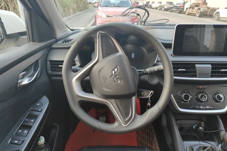 Used Wuling Hongguang S3 2018 1.5L Manual Comfort Model China V Standard