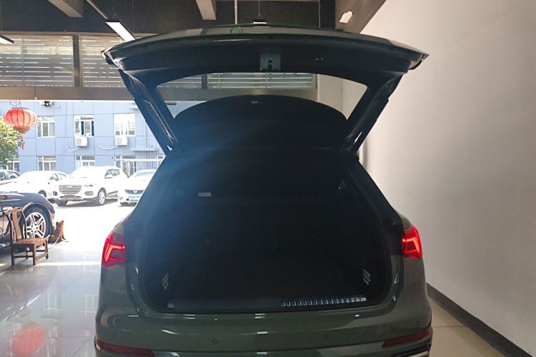 Used Audi Q3 2024 35 TFSI Fashion Dynamic Edition
