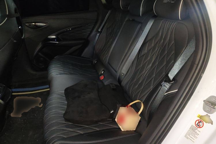 Used BYD Seal 2022 700 km Long-Range Rear-Wheel-Drive Version