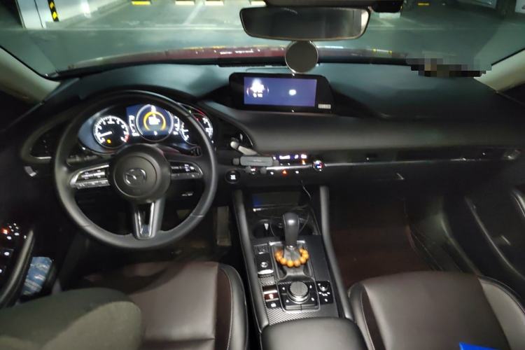 Used Mazda 3 Axela 2020 2.0L Automatic Zhiya Edition Center Console