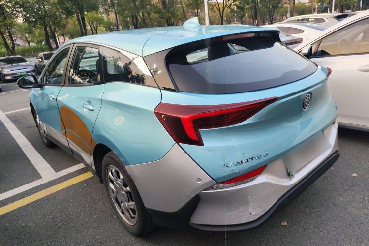 Used Buick Velite 6 2024 450km Range Commuter Version
