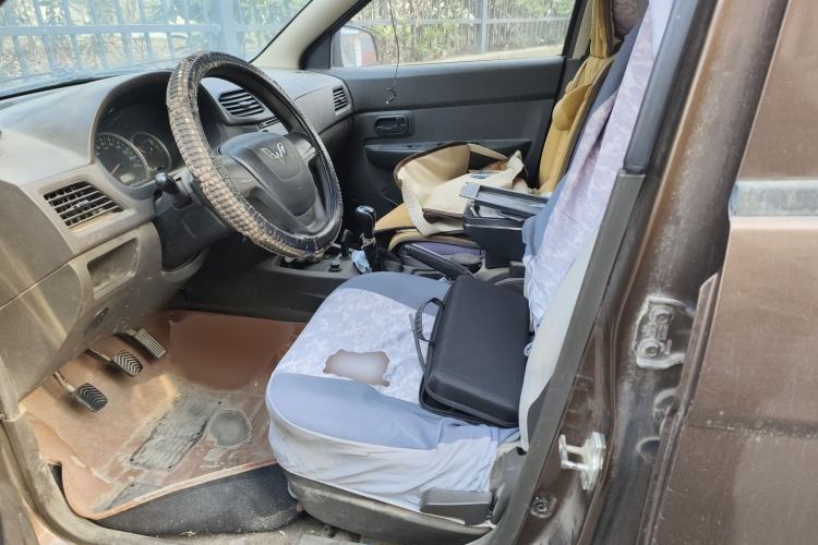 Used Wuling Hongguang 2015 1.5L S Basic Version China V Standard
