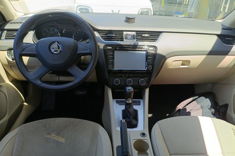 Used Skoda Octavia 2015 1.6L Automatic Yijie Edition