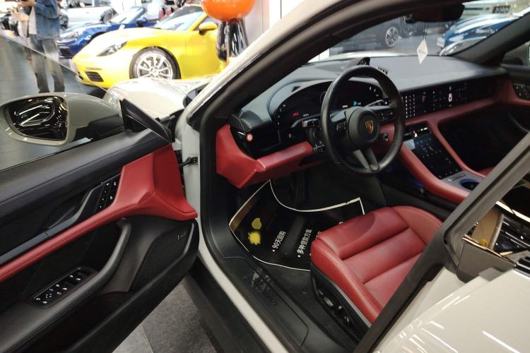 Used Porsche Taycan 2022-Year Updated Taycan
