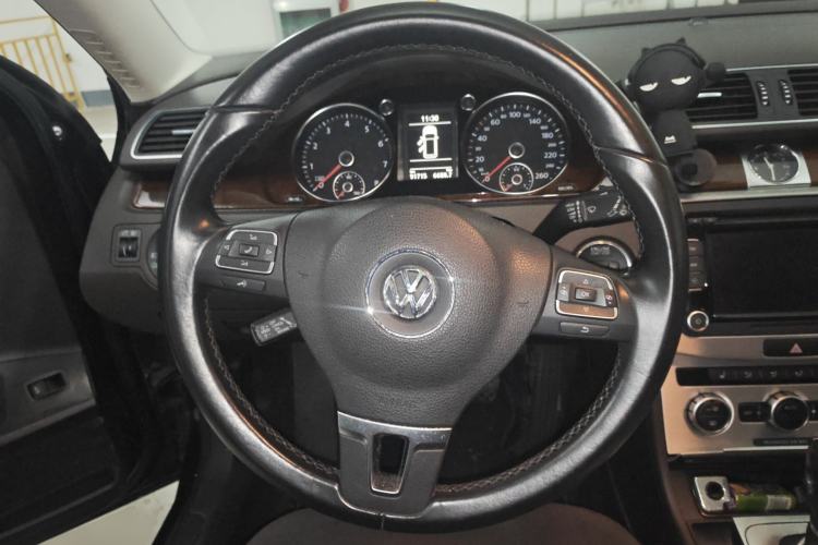 Used Volkswagen Magotan 2012 Travel Edition 2.0 TSI Comfort Version