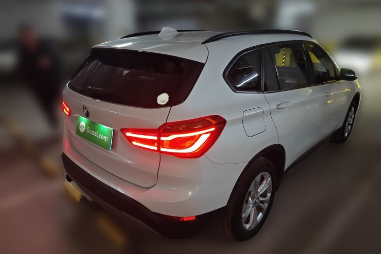 Used BMW X1 2016 sDrive18Li Premium Edition
