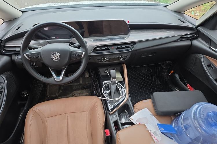 Used Buick GL6 2021 323T Mild Hybrid Connect Luxury Model Center Console