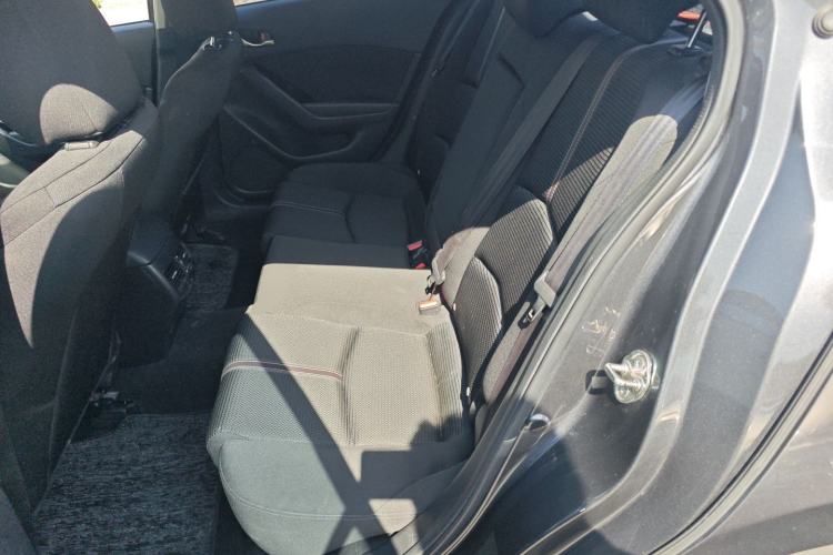 Used Mazda 3 Axela 2017 Sedan 1.5L Automatic Luxury Model Emission Standard China V