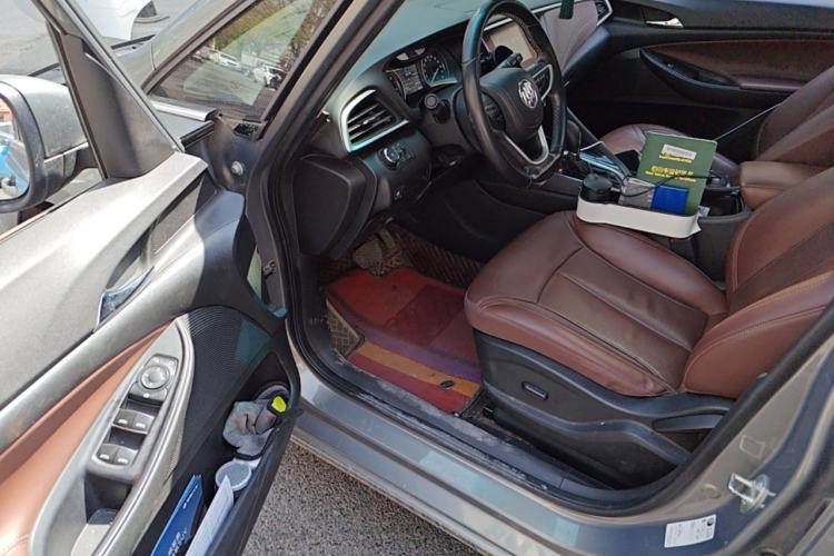 Used Buick GL6 2019 18T 6-Seater Connected Luxury Version China V Standard