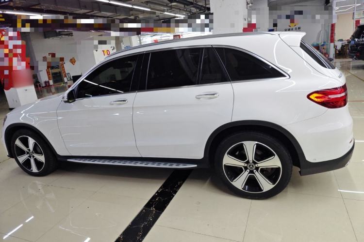 Used Mercedes-Benz GLC 2019 Refreshed GLC 300 L 4MATIC Dynamic Edition
