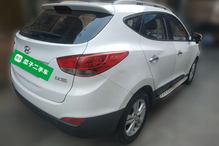 Used Hyundai ix35 2012 2.0L Automatic Two-Wheel Drive Elite Edition GLS Rear Right 45 Deg