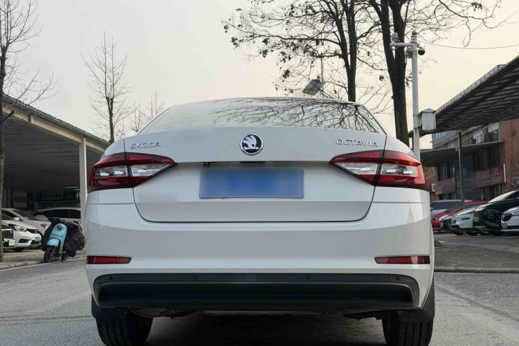 Used Skoda Octavia 2018 TSI230 DSG Comfort Edition
