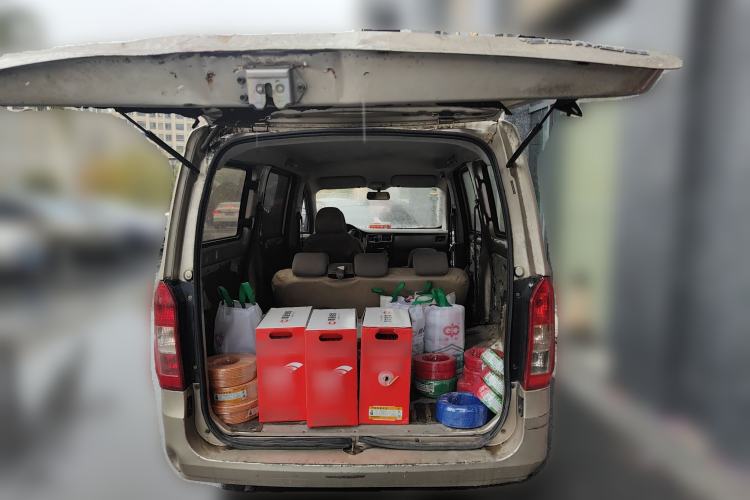 Used Wuling Rongguang V 2018 1.5L Practical Version Trunk