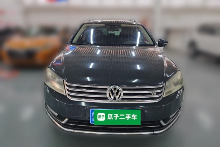 Used Volkswagen Magotan 2012 Travel Edition 2.0 TSI Comfort Version Front