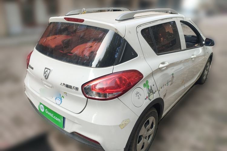 Used Baojun 310 2016 1.2L manual Comfort trim level