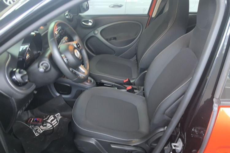 Used smart forfour 2018 1.0L 52kW Passion Edition
