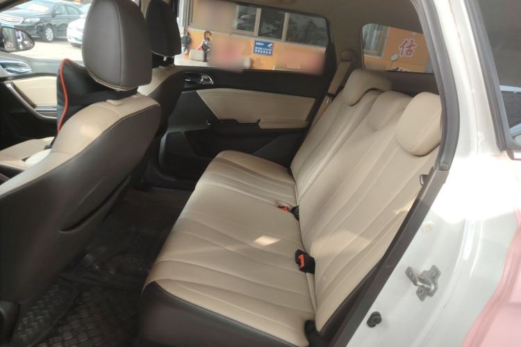 Used Baojun 310W 2017 1.5L Manual Fashion Edition China VI