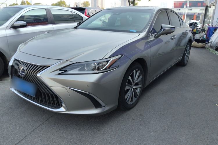 Used Lexus ES 2018 300h Premier Edition China V Standard