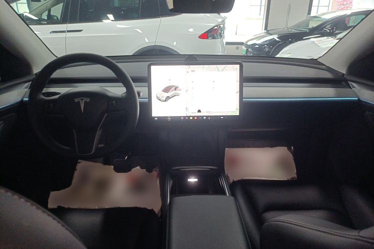 Used Tesla Model Y 2024 Long-Range All-Wheel-Drive Version Center Console