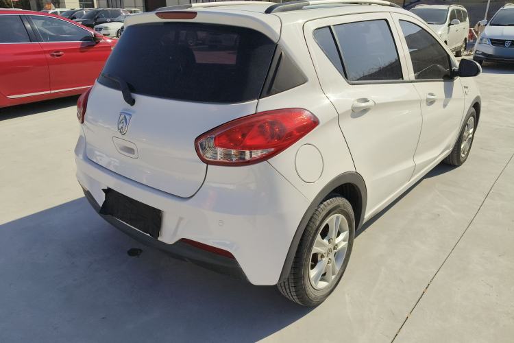 Used Baojun 310 2017 1.5L Manual Fashion Model
