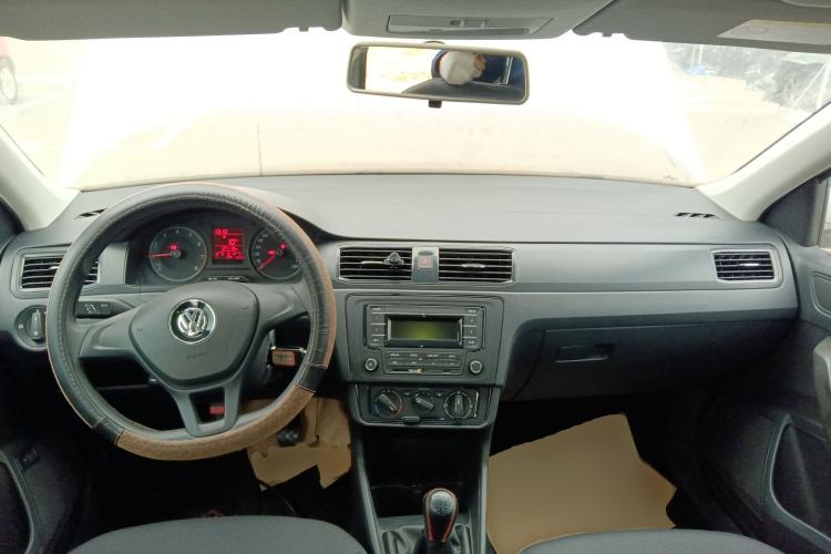 Used Volkswagen Santana 2016 1.6L Manual Fashion Edition