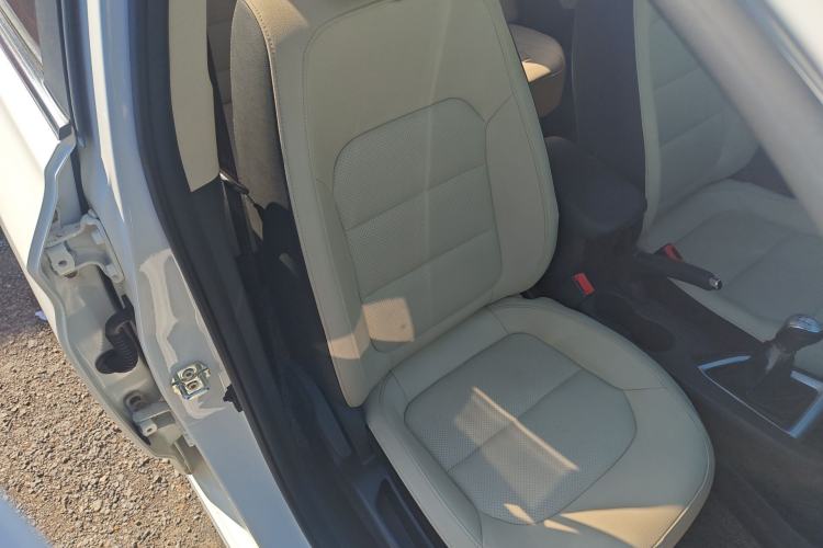 Used CHANGAN Alsvin V7 2016 1.6L Manual Enjoyment Model China V Standard