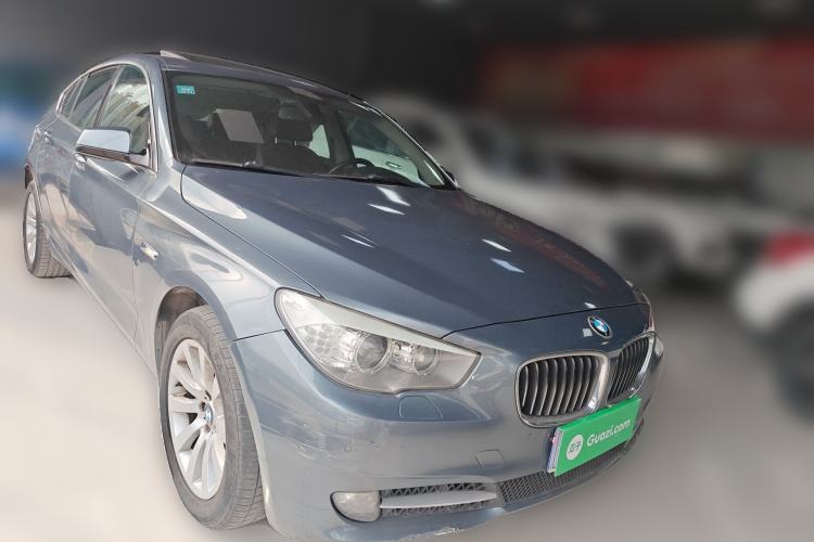 Used BMW 5 Series GT 2010 535i Leading Model Front Right 45 Deg