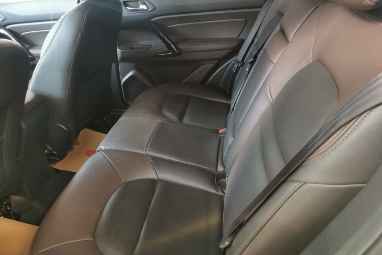 Used GAC Trumpchi GS4 2017 235T Manual Two-Wheel Drive Luxury Edition
