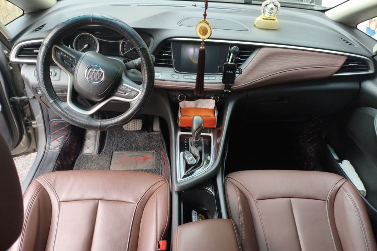 Used Buick GL6 2019 18T 6-Seater Connected Luxury Version China VI Standard
