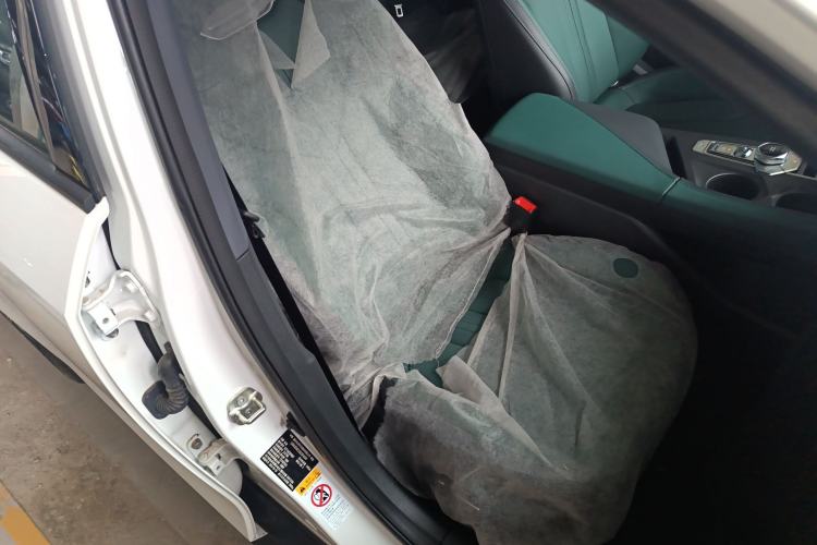 Used CHANGAN UNI-V iDD 2024 Blue Whale Smart Electric iDD 136km ZhiKu Model