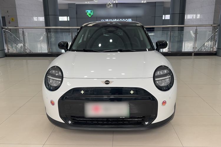 Used MINI Electric MINI COOPER 2025 Model Facelift 466km COOPER E Classic Style
