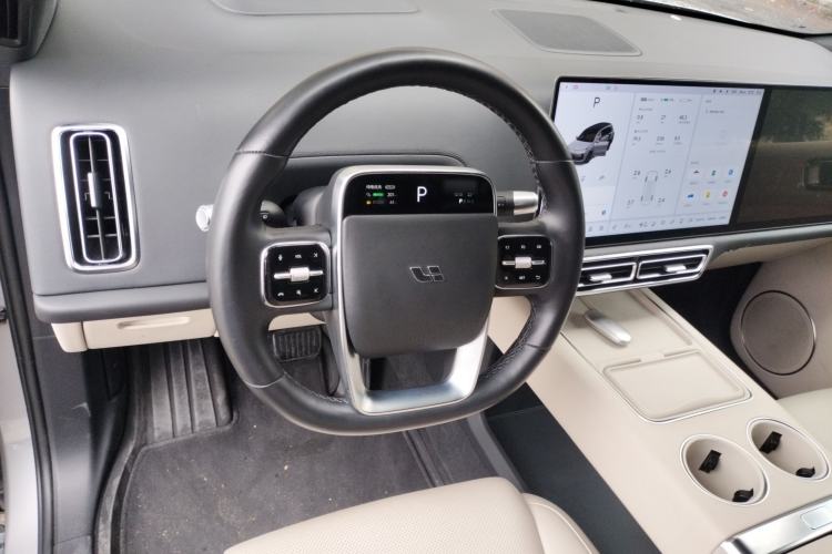 Used Li Auto L9 2022 Max model
