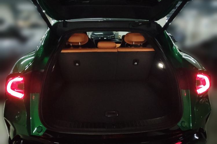 Used Xiaomi Auto YU7 2025 Ultra-Long Range High-Performance All-Wheel-Drive Max Edition