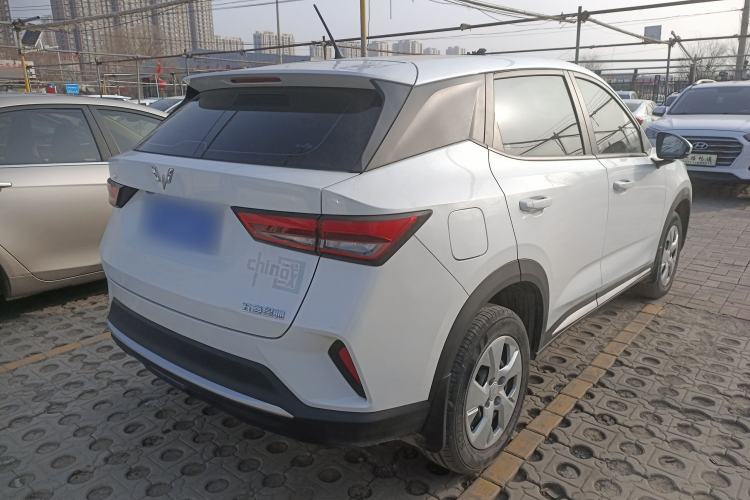 Used Wuling Alvez 2022 1.5L Manual Free-Style Model
