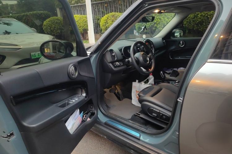 Used MINI Countryman 2021 1.5T COOPER ALL4 Connoisseur Driver Seat