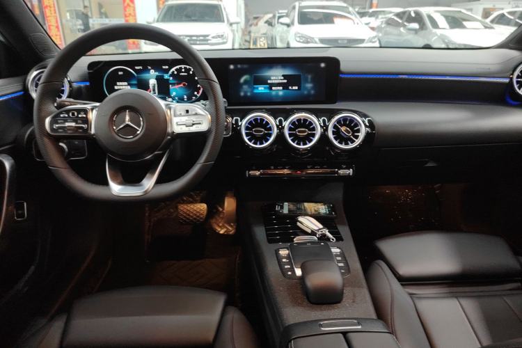 Used Mercedes-Benz A-Class 2022 Restyled A 200 L Sport Sedan Fashion Version