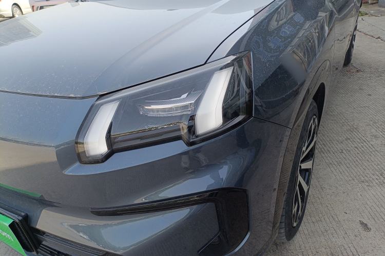 Used AION V 2024 Aion Tyrannosaurus 650 Smart Luxury Edition