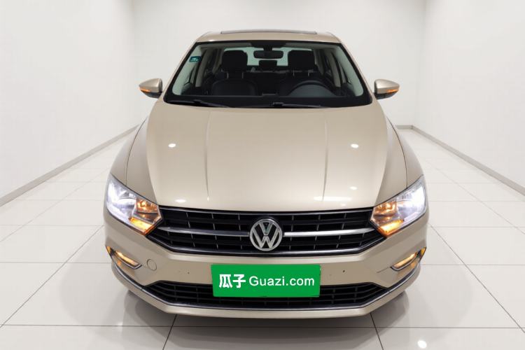 Used Volkswagen Bora 2016 230TSI DSG Luxury Version Front