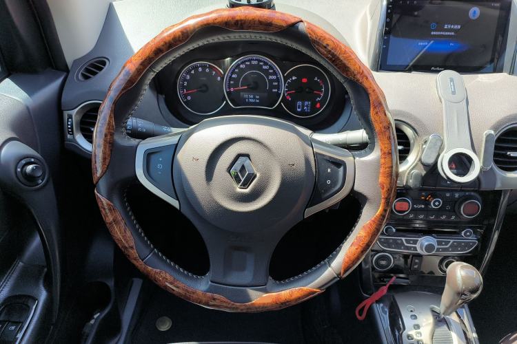 Used Renault Koleos 2013 2.5L Two-Wheel Drive Comfort Edition Steering Wheel