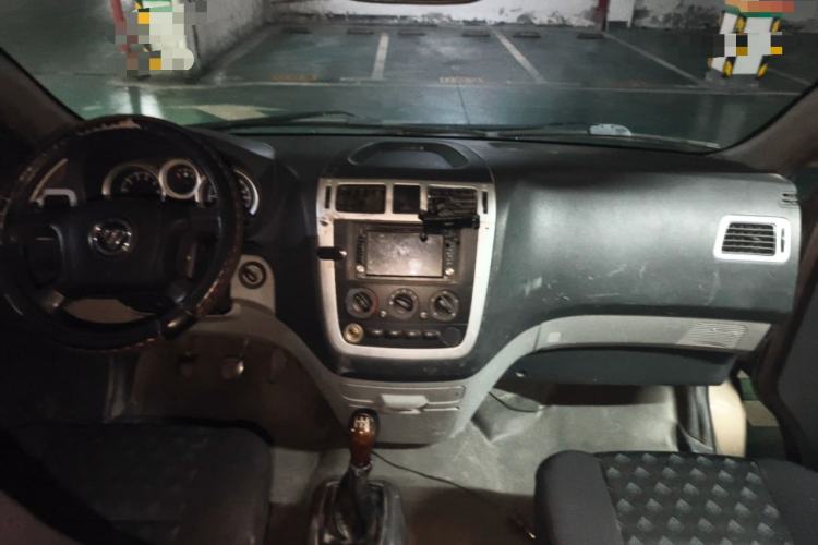 Used Foton MP-X E 2017 2.0L New Express Long Wheelbase 4Q20M Center Console