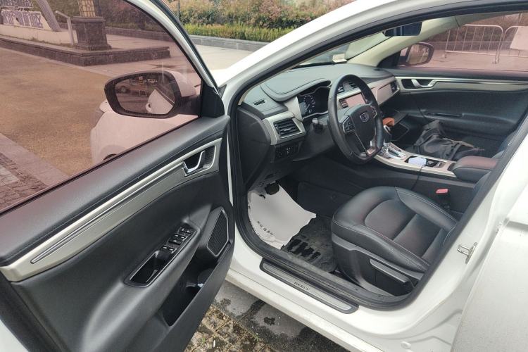 Used Geely Auto Emgrand GL 2017 1.3T DCT Elite Model Driver Seat