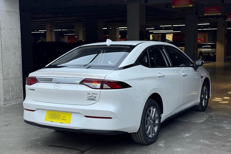 Used AION S 2023 Xuan 530 48.67 kWh Lithium Iron Phosphate
